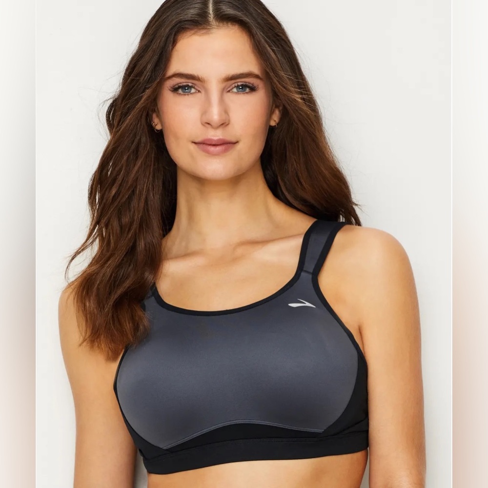 NWT Brooks Maia Sports Bra
